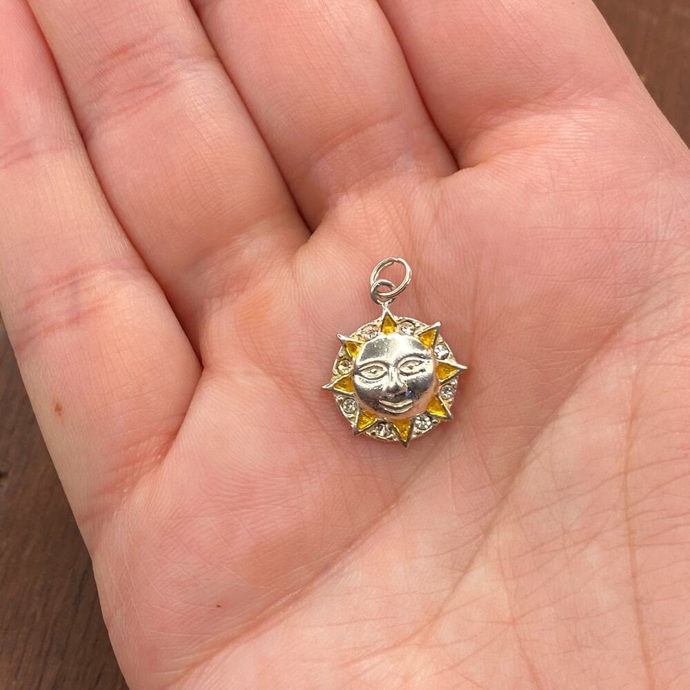 Vintage 925 Sterling Silver Yellow Rhinestone Smiling Sun Pendant Charm